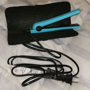 Travel Size Hair Straightener